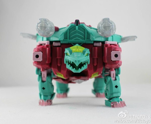 TFC Toys Poseidon P04 Ironshell Not Snap Trap   (10 of 15)